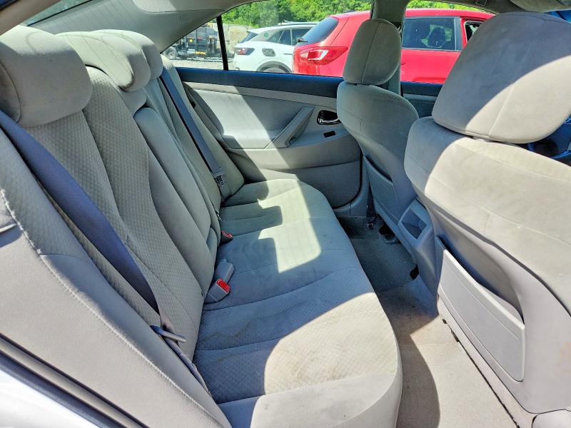 Photo 10 from auction – 2004 TOYOTA CAMRY with VIN 4T1BE46K99U865724