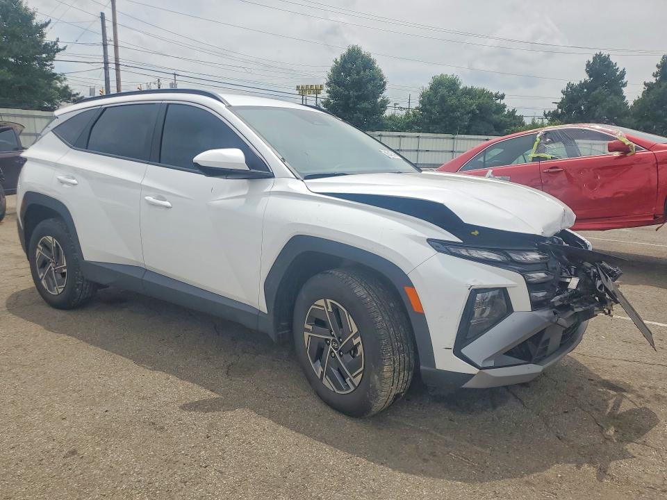Photo 4 from auction – 2025 HYUNDAI TUCSON with VIN KM8JBDD12SU334630