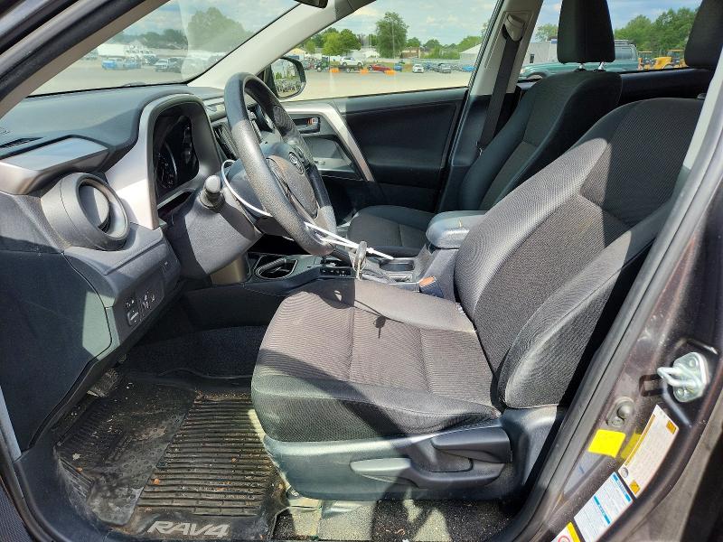 Photo 7 from auction – 2018 TOYOTA RAV4 with VIN JTMBFREV1JJ221103