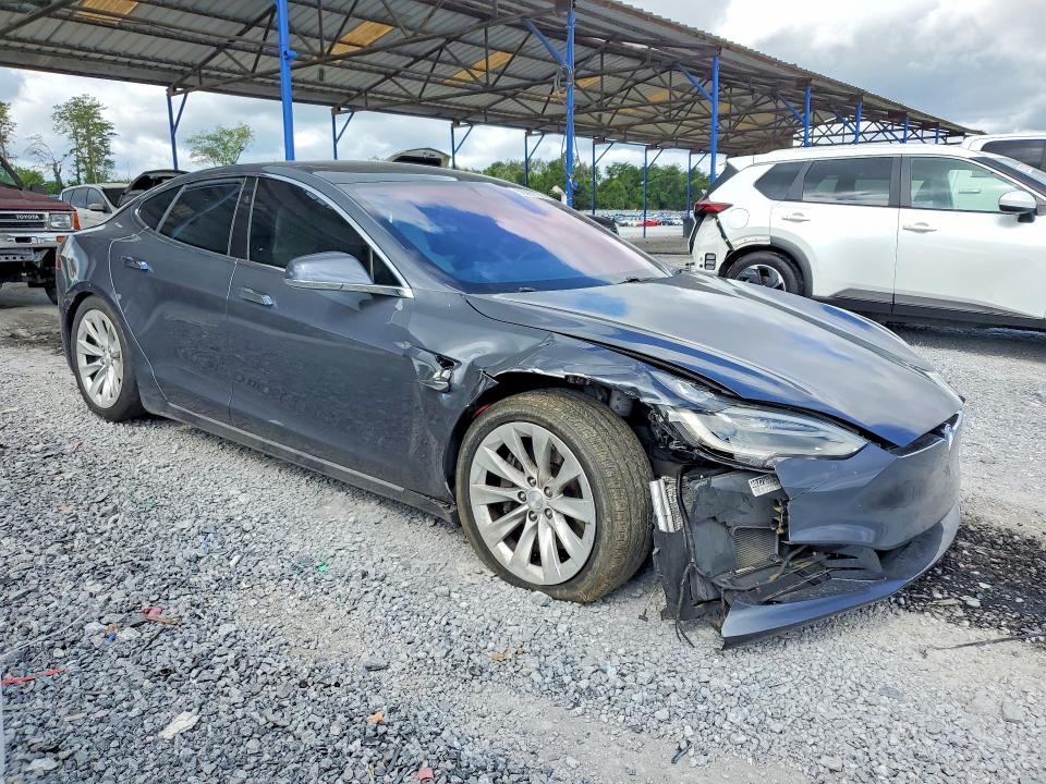 Photo 4 from auction – 2019 TESLA MODEL S with VIN 5YJSA1E23KF333674