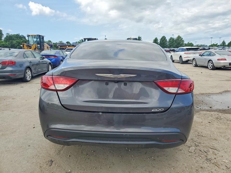 Photo 6 from auction – 2017 CHRYSLER 200 with VIN 1C3CCCFBXHN504363