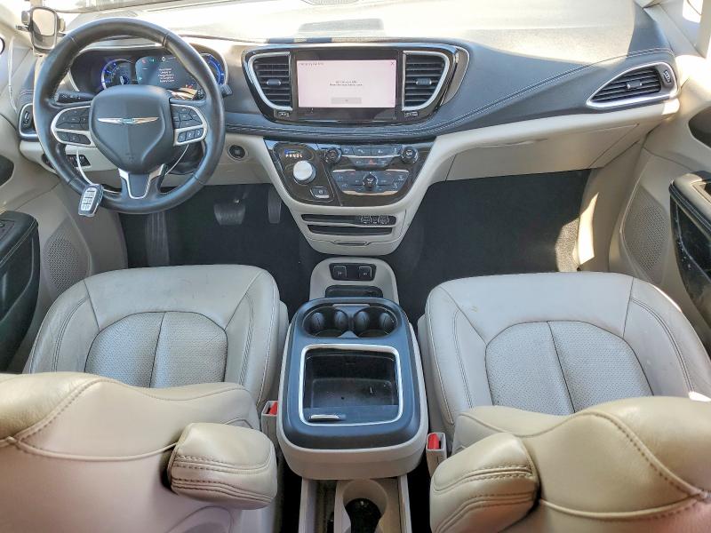 Photo 8 from auction – 2021 CHRYSLER PACIFICA with VIN 2C4RC1L7XMR585873