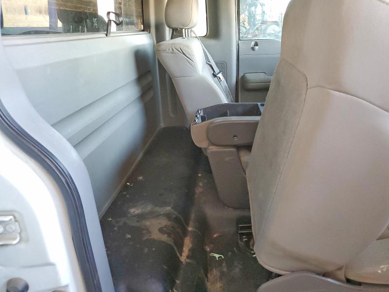 Photo 10 from auction – 2004 FORD F150 with VIN 1FTRF12W94NB55975