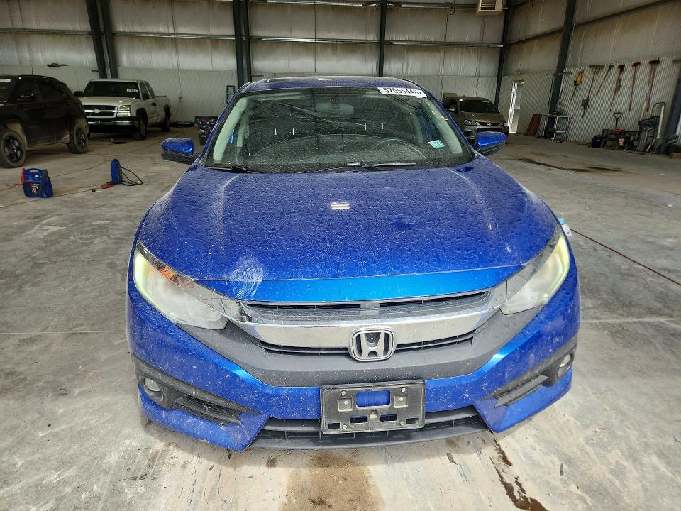 Photo 5 from auction – 2017 HONDA CIVIC with VIN 19XFC1F34HE021655