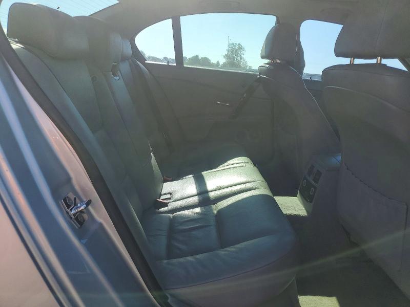 Photo 10 from auction – 2007 BMW 525 with VIN WBANE535X7CW65201