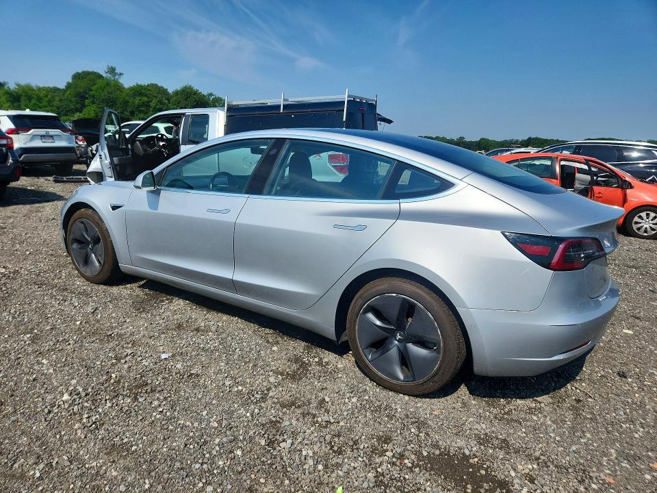 Photo 2 from auction – 2018 TESLA MODEL 3 with VIN 5YJ3E1EB7JF114515