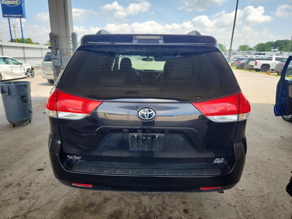 Photo 6 from auction – 2011 TOYOTA SIENNA with VIN 5TDDK3DC6BS008427
