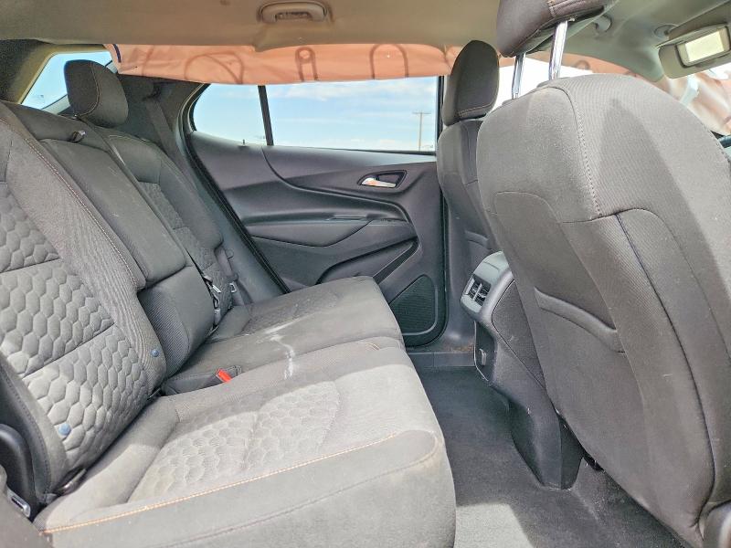 Photo 10 from auction – 2018 CHEVROLET EQUINOX with VIN 2GNAXJEV0J6260392