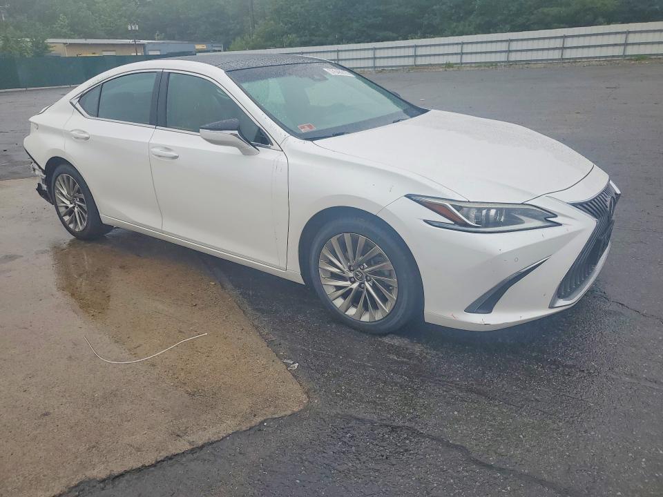 Photo 4 from auction – 2019 LEXUS ES with VIN 58ABZ1B11KU034474