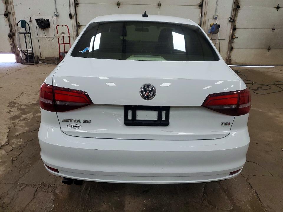 Photo 6 from auction – 2017 VOLKSWAGEN JETTA with VIN 3VWDB7AJ5HM327124