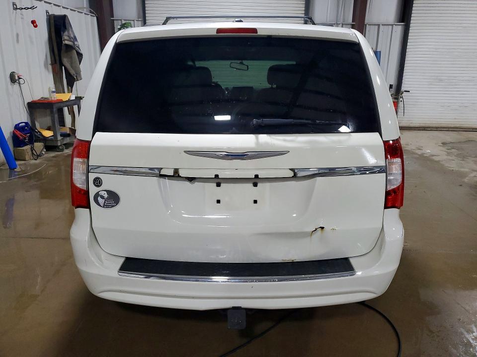 Снимка 6 от търг – 2013 CHRYSLER TOWN & COUNTRY с VIN 2C4RC1BG7DR518018