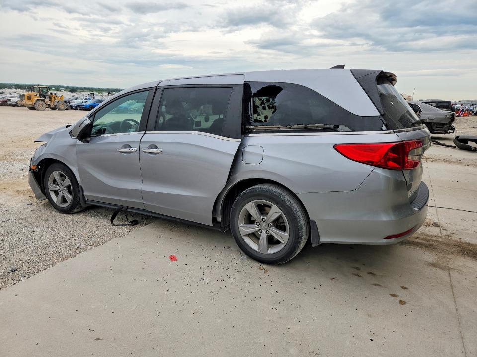 Photo 2 from auction – 2020 HONDA ODYSSEY with VIN 5FNRL6H73LB074649