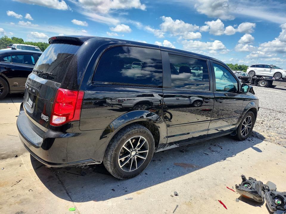 Photo 3 from auction – 2017 DODGE GRAND CARAVAN with VIN 2C4RDGCG7HR662673