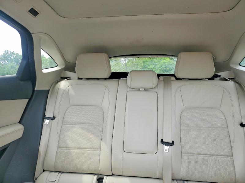 Photo 10 from auction – 2020 JAGUAR E-PACE with VIN SADFP2FXXL1Z83651