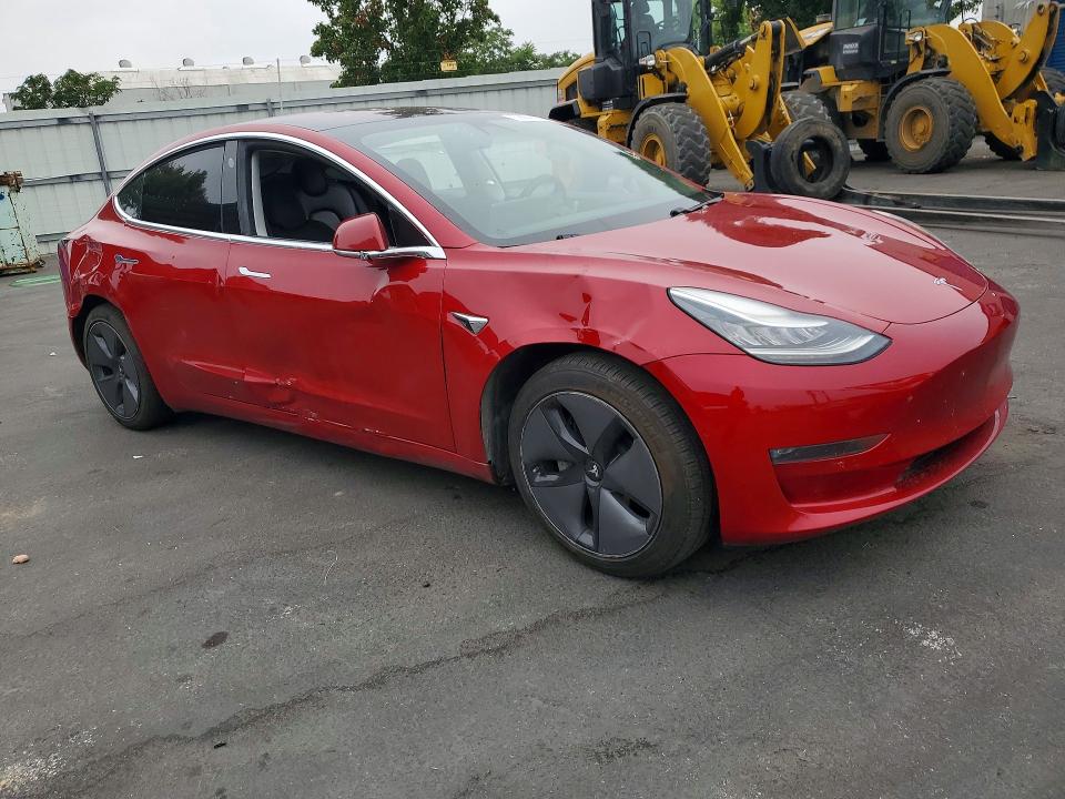 Photo 4 from auction – 2018 TESLA MODEL 3 with VIN 5YJ3E1EA9JF062733