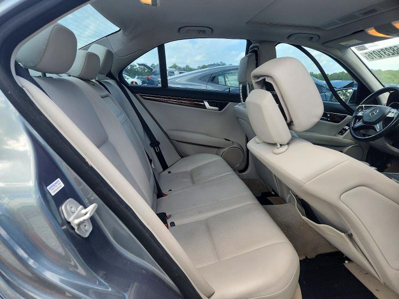Photo 10 from auction – 2012 MERCEDES-BENZ C with VIN WDDGF4HBXCR212162