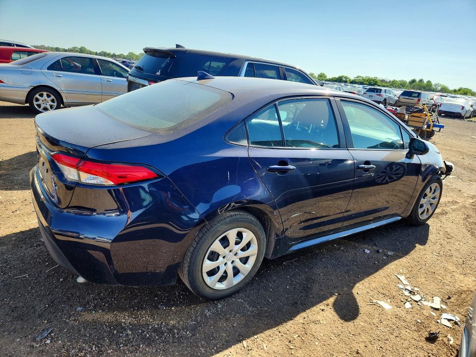Photo 3 from auction – 2023 TOYOTA COROLLA with VIN 5YFB4MDE4PP044545