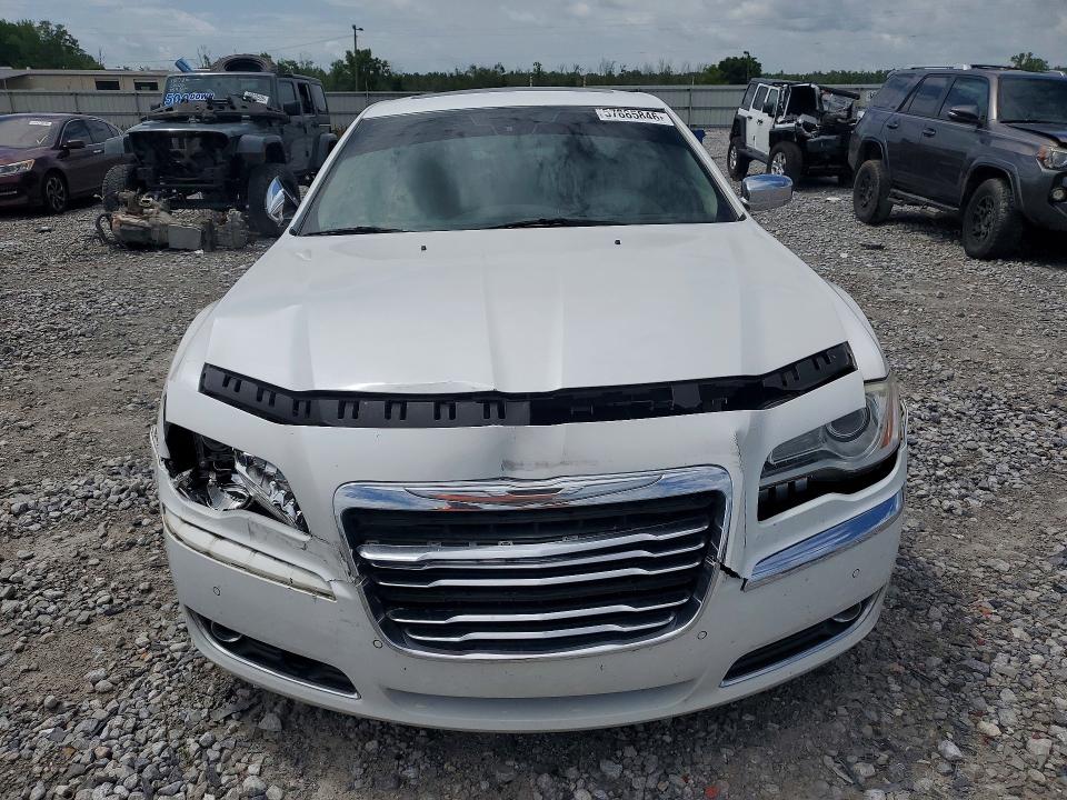 Photo 5 from auction – 2011 CHRYSLER 300C with VIN 2C3CA6CT6BH528308