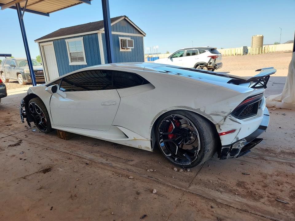 Photo 2 from auction – 2018 LAMBORGHINI HURACAN with VIN ZHWUC2ZF3JLA10432