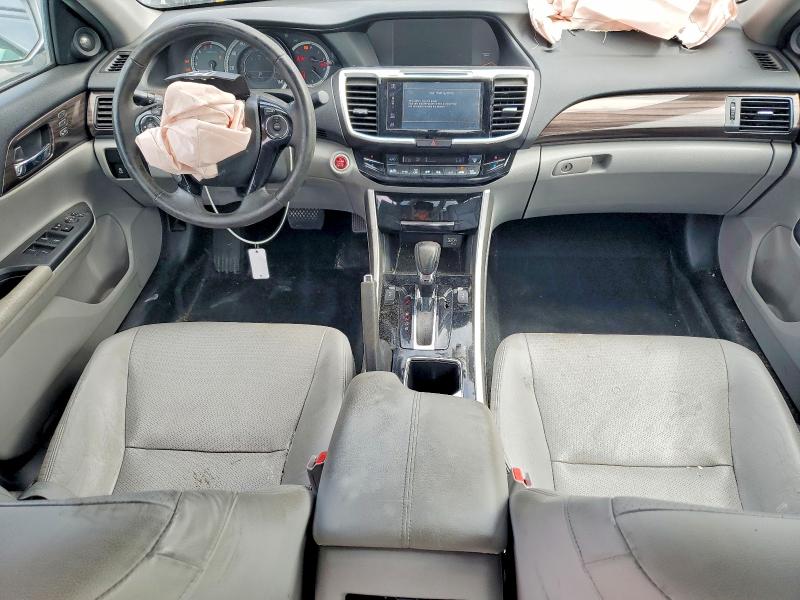 Photo 8 from auction – 2016 HONDA ACCORD with VIN 1HGCR3F82GA010648