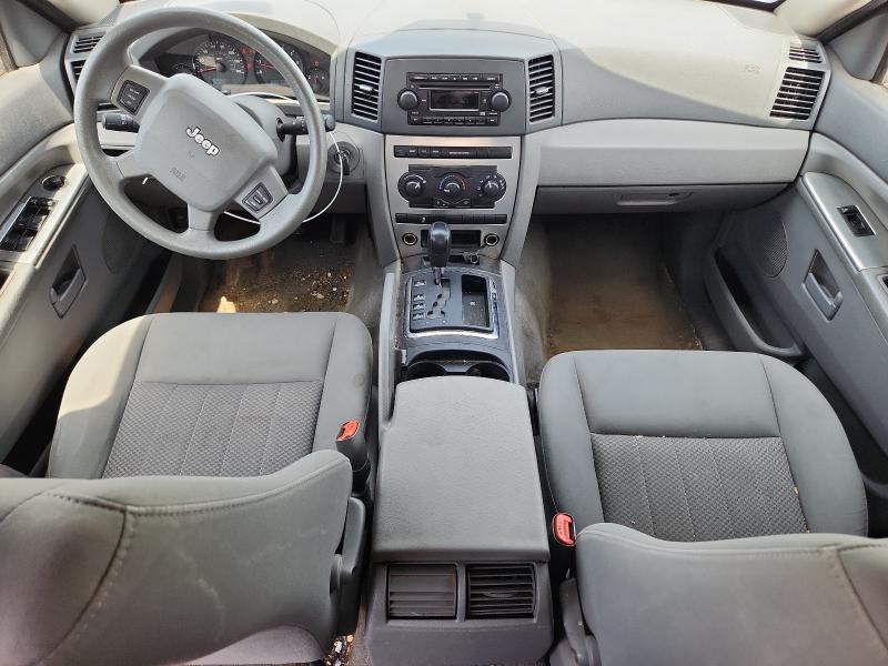 Photo 8 from auction – 2005 JEEP GRAND CHEROKEE with VIN 1J4GR48K95C716736