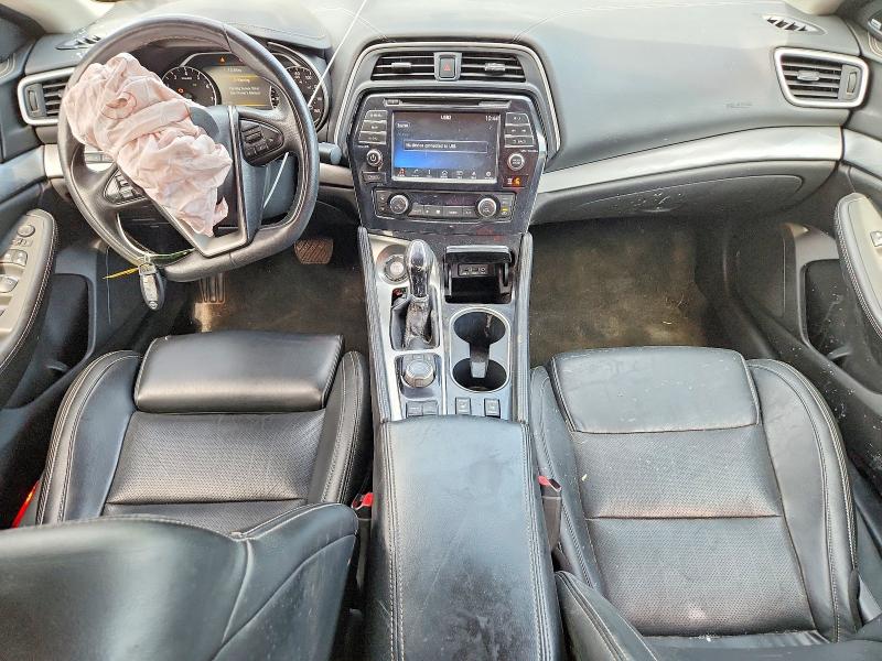 Photo 8 from auction – 2017 NISSAN MAXIMA with VIN 1N4AA6AP7HC390790