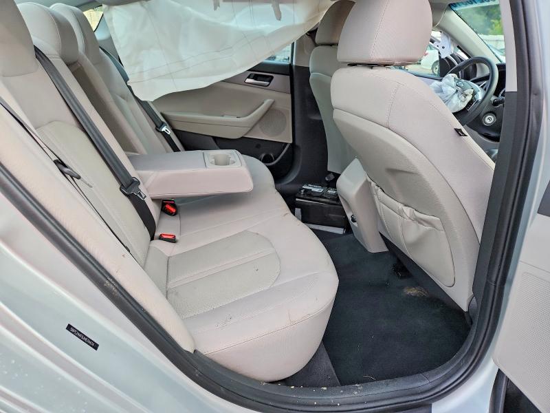 Photo 10 from auction – 2018 HYUNDAI SONATA with VIN 5NPE24AF6JH674474