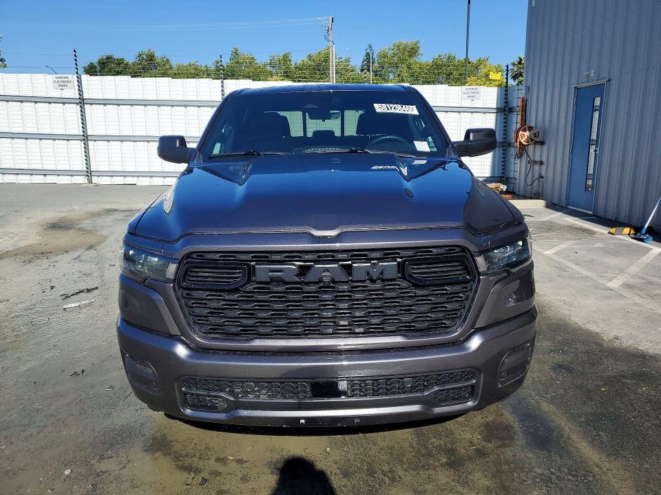 Photo 5 from auction – 2026 RAM 1500 with VIN 1C6RREGG2TN281519