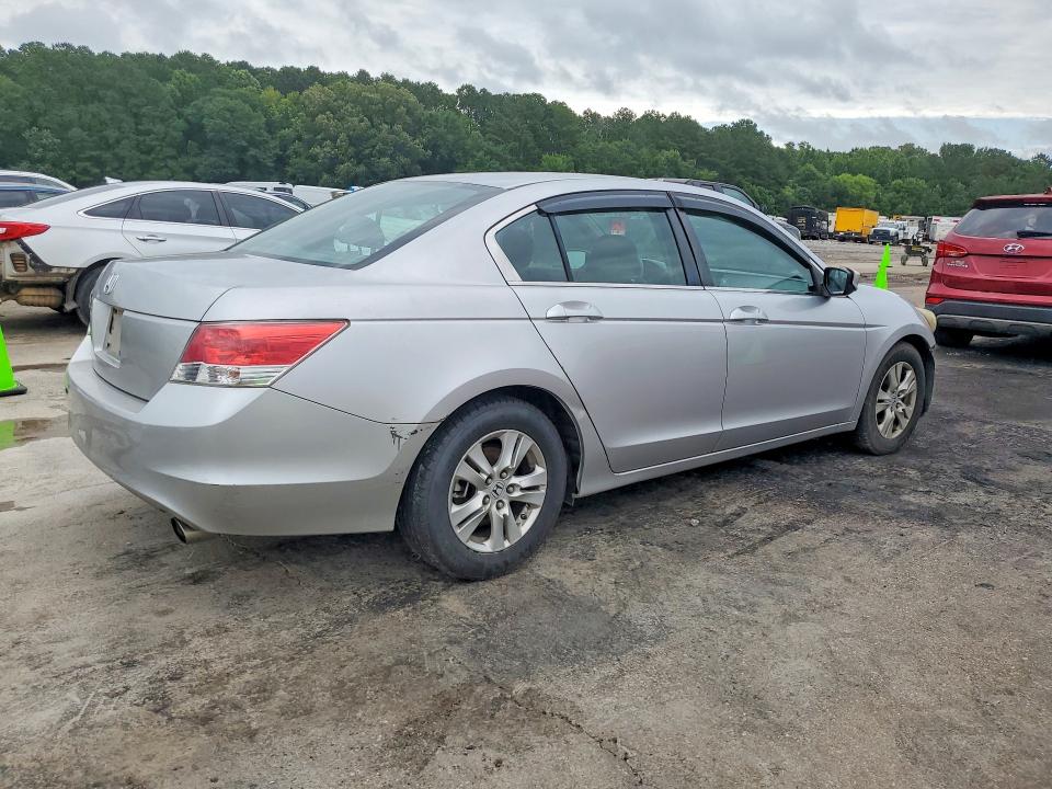 Photo 3 from auction – 2010 HONDA ACCORD with VIN 1HGCP2F47AA175129
