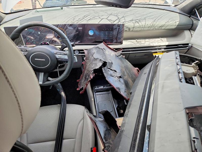 Photo 8 from auction – 2025 HYUNDAI TUCSON with VIN KM8JEDD18SU343467
