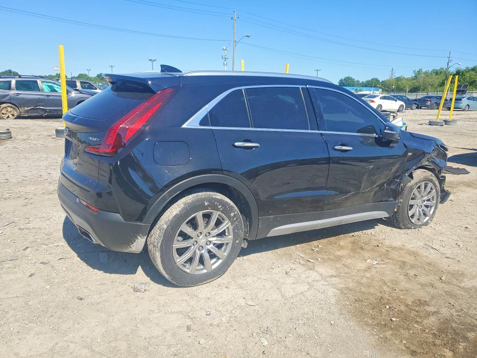 Photo 3 from auction – 2023 CADILLAC XT4 with VIN 1GYFZDR4XPF101786