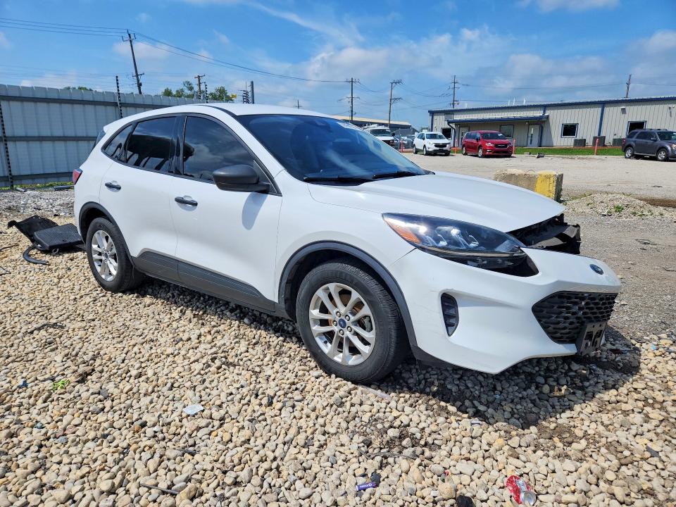 Photo 4 from auction – 2020 FORD ESCAPE with VIN 1FMCU0F65LUA48843