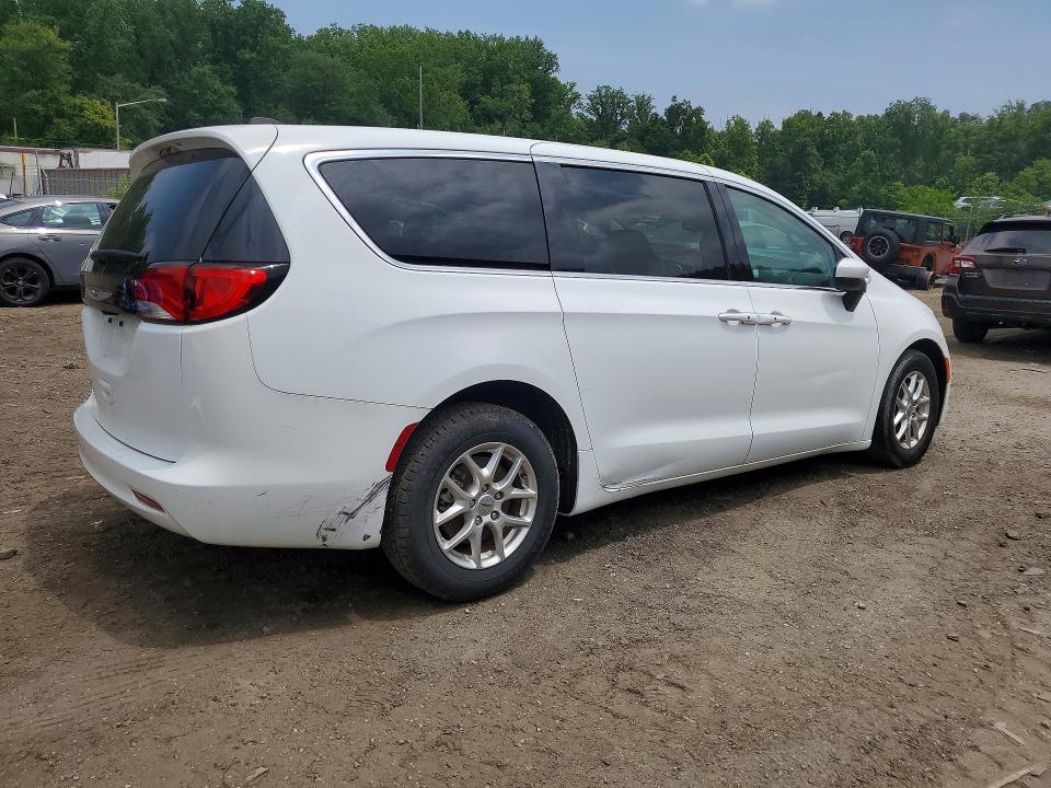 Photo 3 from auction – 2023 CHRYSLER VOYAGER with VIN 2C4RC1CG4PR601036