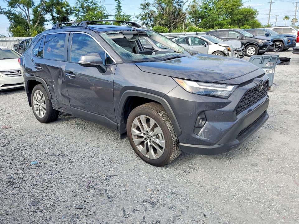 Photo 4 from auction – 2025 TOYOTA RAV4 with VIN 2T3C1RFV8SW418502
