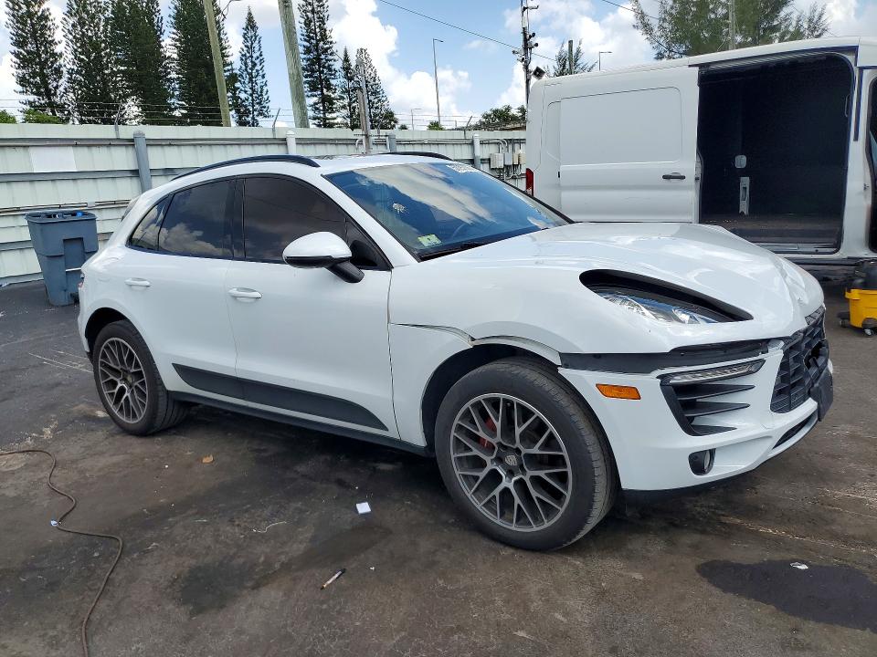 Photo 4 from auction – 2017 PORSCHE MACAN with VIN WP1AA2A59HLB02218