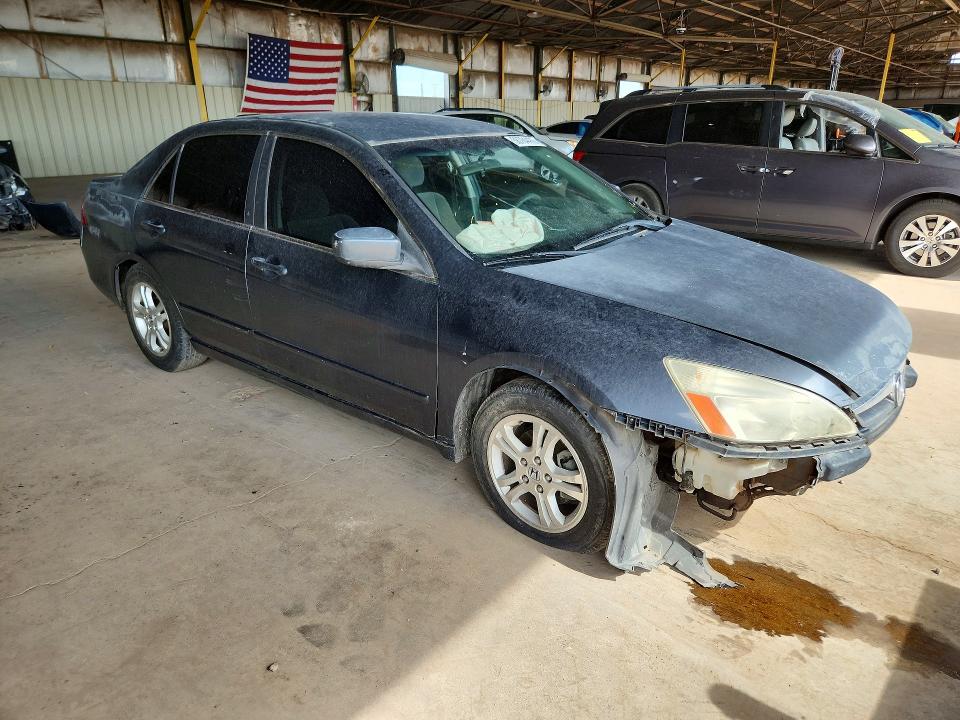 Zdjęcie 4 z aukcji – 2007 HONDA ACCORD z VIN JHMCM56397C010193