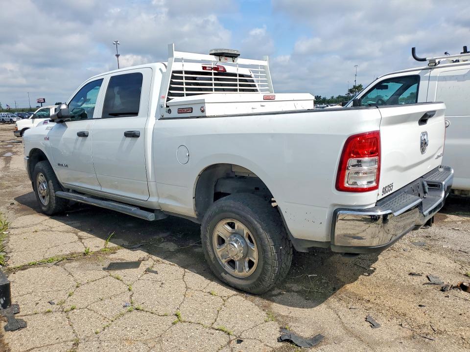 Фото 2 с аукциона – 2022 RAM 2500 с VIN 3C6UR5CJ7NG298355