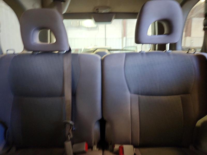 Photo 10 from auction – 2004 TOYOTA RAV4 with VIN JTEGD20V840029189