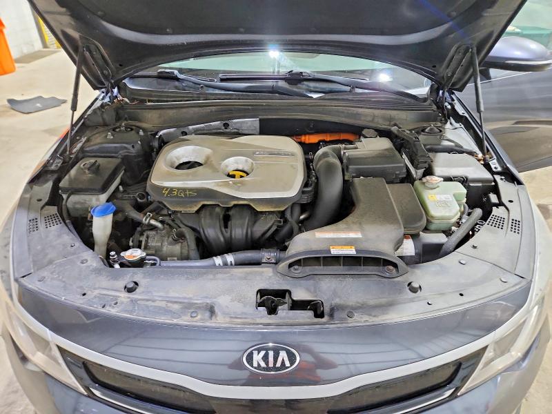 Photo 11 from auction – 2017 KIA OPTIMA with VIN KNAGT4LC8H5008426