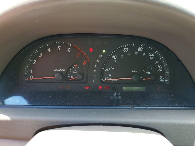 Photo 9 from auction – 2004 TOYOTA CAMRY with VIN 4T1BF30K04U074653