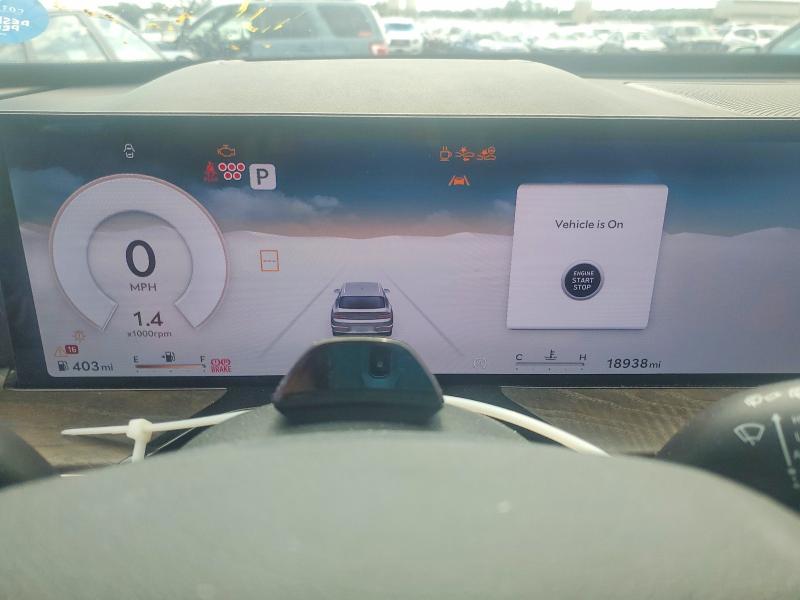 Photo 9 from auction – 2025 GENESIS GV80 with VIN KMUHDESC0SU229086