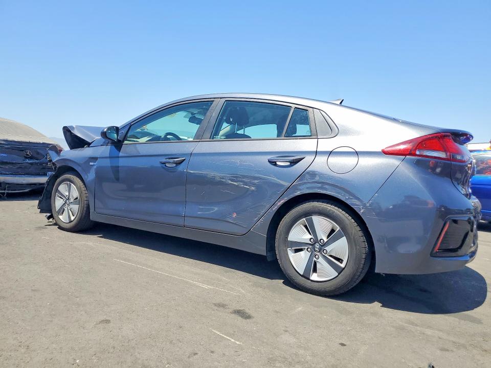 Photo 2 from auction – 2017 HYUNDAI IONIQ with VIN KMHC65LC2HU040126