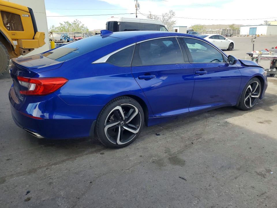 Photo 3 from auction – 2018 HONDA ACCORD with VIN 1HGCV2F33JA042719