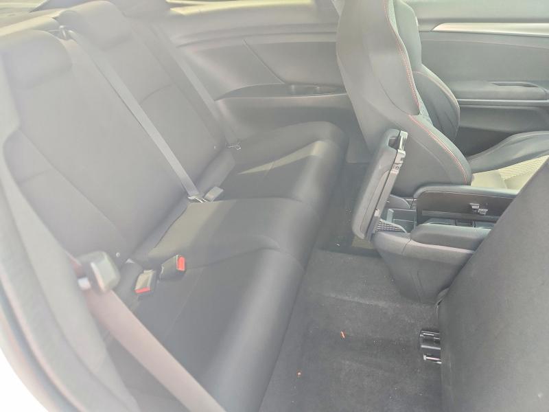 Photo 10 from auction – 2017 HONDA CIVIC with VIN 2HGFC3A50HH752738
