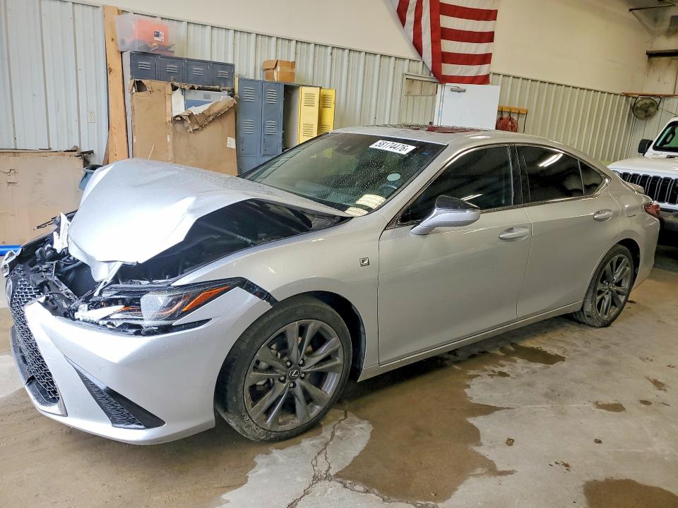 LEXUS ES 2019 with VIN 58ABZ1B18KU038487 - Photo from auction