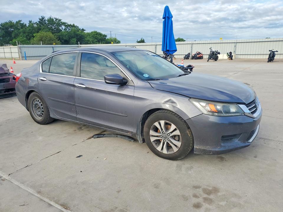 Photo 4 from auction – 2014 HONDA ACCORD with VIN 1HGCR2F32EA196882