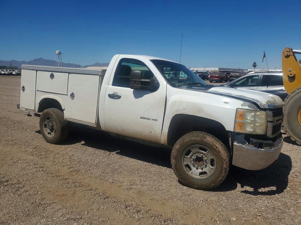 Фото 4 с аукциона – 2011 CHEVROLET SILVERADO с VIN 1GB0CVCG3BF202798