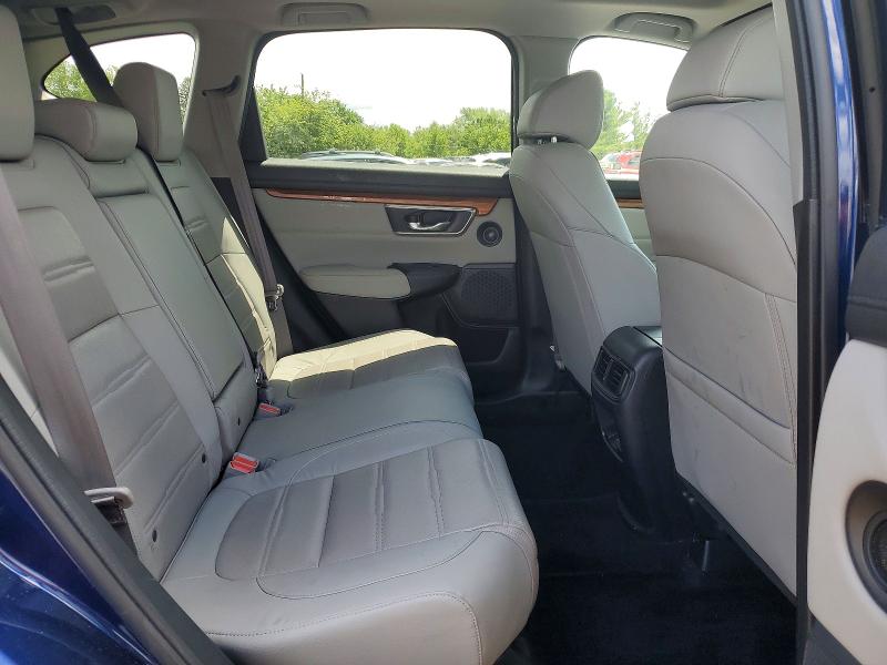 Photo 11 from auction – 2019 HONDA CR-V with VIN 2HKRW2H86KH643079