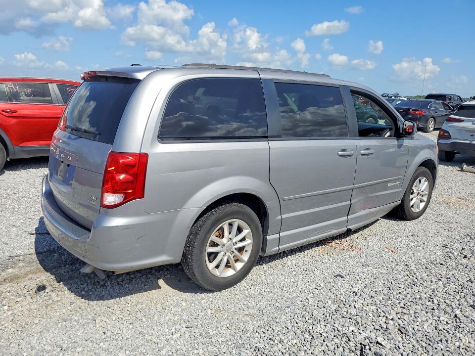 Photo 3 from auction – 2016 DODGE GRAND CARAVAN with VIN 2C4RDGCGXGR338972