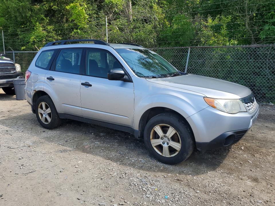 Photo 4 from auction – 2013 SUBARU FORESTER with VIN JF2SHABC9DH440001